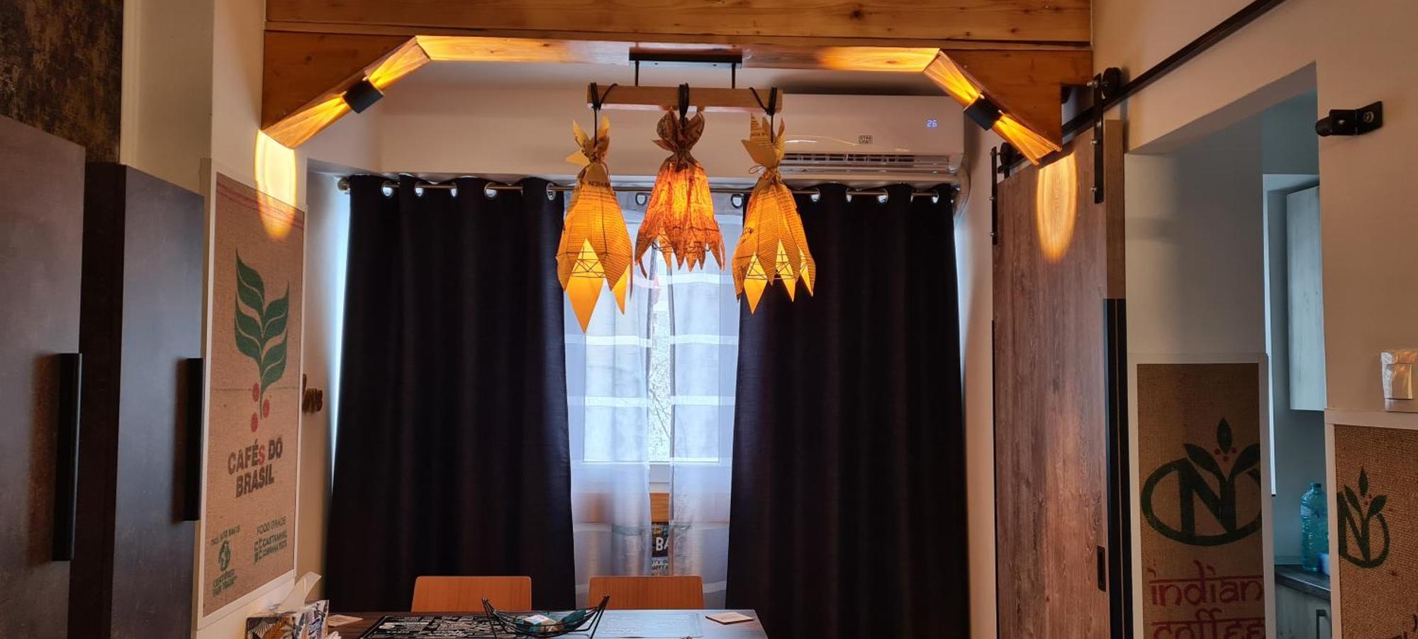 Tiki'S Bar Studio Bukarest Exteriör bild